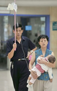 Трето бебе почина в Китай заради отровното мляко