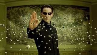 Декември по принцип е месец за който компаниите пазят големите