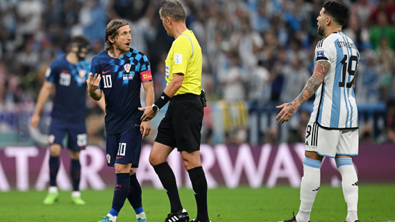 ФИФА започва наказателни процедури срещу Аржентина и Хърватия