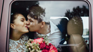 Сватбите са дълбоко свързани с традициите Модните тенденции идват и