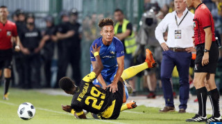 Халф на Левски със съмнения за сериозна контузия