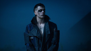 ПРЕДИ ПУКАНКИТЕ
Времетраене 1 час и 51 минути
Режисьор Рупърт Сандърс
В главните роли Бил Скарсгард FKA