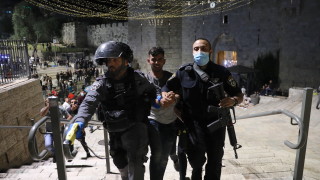 Турция обвини Израел в "терор" заради сблъсъците с палестинците край "Ал-Акса"