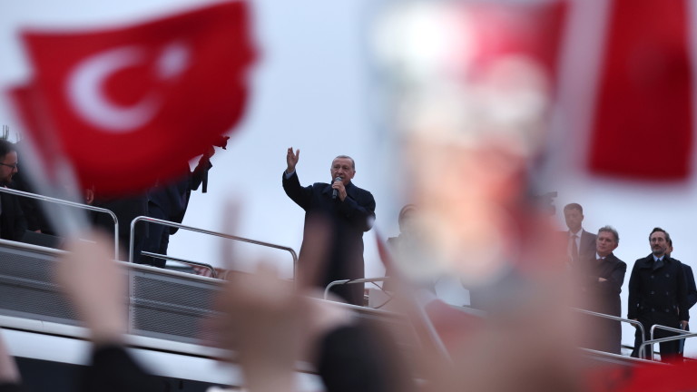 Настоящият президент на Турция Реджеп Ердоган обяви победа в неделя