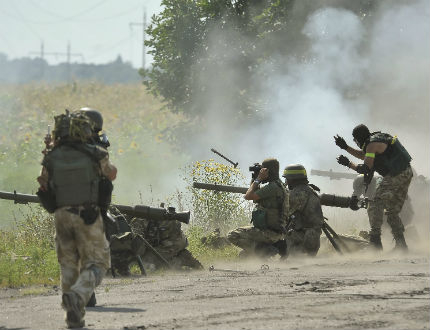 Руска военна техника пресякла украинската граница 