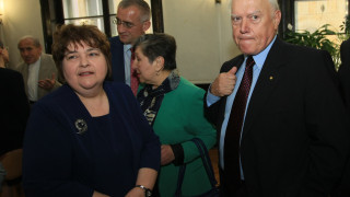 Председателят на Висшия адвокатски съвет Ралица Негенцова постави разделителна линия