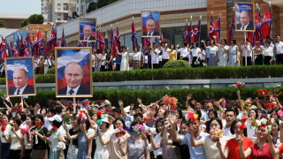 Откриха първия автомобилен мост, свързващ Русия и Северна Корея