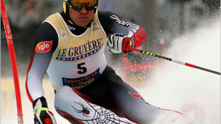 Херман Майер ще кара със ски "Хед"