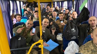 Украйна си върна 32 пленени войници
