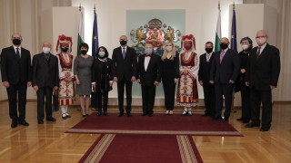 Награждаването на Доц Въто Христов Александър Балкански и Мария Колева