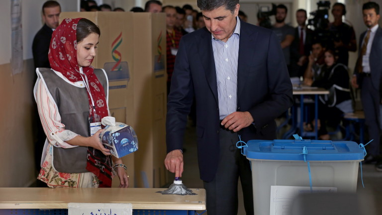 Кюрдите гласуват в парламентарни избори в полуавтономния си регион в
