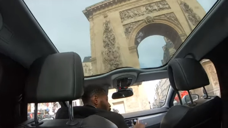 В Париж осъдиха фалшив таксиметров шофьор, измамил туристи