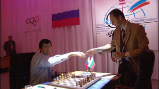 Топалов: Аз играх, Крамник се защитаваше