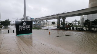 Ураганът Ирма който по рано връхлетя американския щат Флорида вече взе