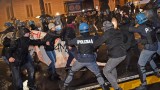 Сблъсъци между крайнолеви протестиращи и полиция в Италия