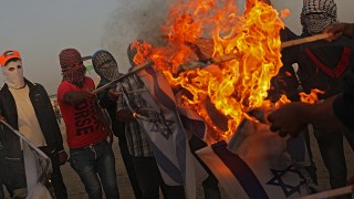 Двама палестинци са убити от израелската армия по време на