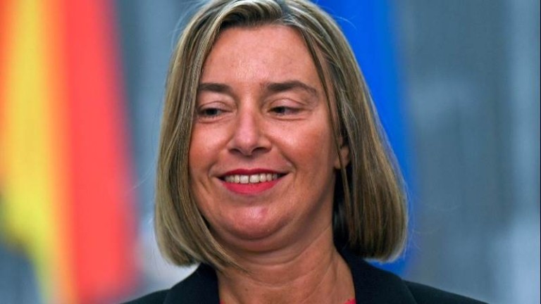 Ръководителката на европейската дипломация Федерика Могерини приветства решението на Северна