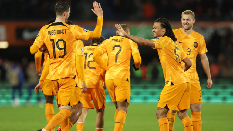 Нидерландия спечели срещу аутсайдера в група B Гибралтар с 3:0.