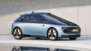 По света всички говорят за Илон Мъск и Tesla и