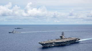 САЩ пращат военен кораб и изтребители в ОАЕ след обстрела от Йемен