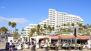 Богати туристи които са възпрепятствани да пазаруват в Обединеното кралство