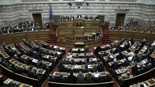 Депутатите в Гърция започват дебати за реформа на Конституцията Сред