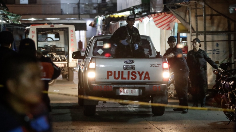 Двама загинали при двойна експлозия във Филипините 