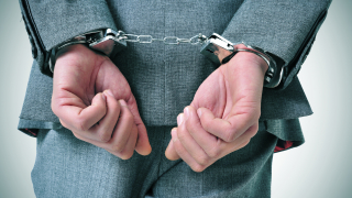 Мъж ще лежи над година и половина в затвора за