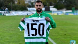 Черно море обяви че бранителят Цветомир Панов е подновил договора