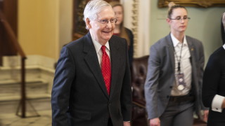 Предложените от лидера на мнозинството в Сената на САЩ Мич