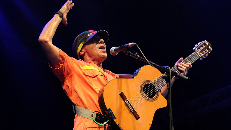 Ману Чао на живо - музика, която пренася сърцето ти по света