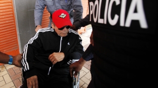 Нориега все още в критично състояние