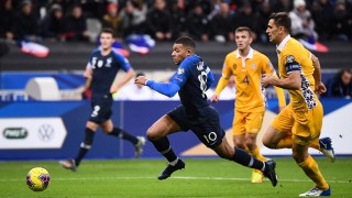 Франция надви с 2 1 Молдова в мач от квалификациите за