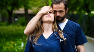 И зрители стават актьори в "Откраднат живот"