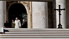 Папата отменя съботните дейности заради лек грип