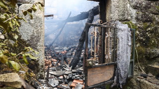 Испания и Мароко изпратиха пожарникари в Португалия