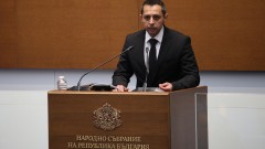 МЕЧ зове премиера да "хвърля кърпата" заради "Желязковата зима"