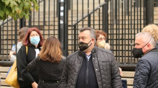 Адвокати протестират срещу съдебната ваканция
