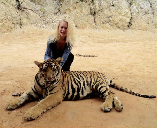 Людмила Филипова се щракна с тигри