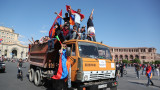  Лидерът на митингите в Армения приключи блокадите, избират министър председател на 8 май 