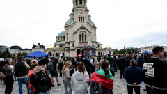 Левски и националният отбор на България по футбол честити успеха на волейболистите ни