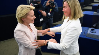 Германката Урсула фон дер Лайен е новият председател на Европейската