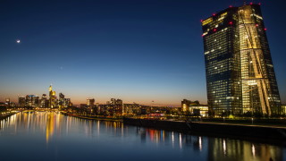 Европейската централна банка ЕЦБ възнамерява да вдигне основния лихвен процент