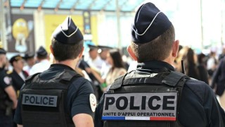 Парижката полиция забрани в последния момент митинг на базираната във