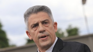 Бившият вече шеф на разузнаването Атанас Атанасов намира причините за