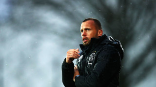 Аякс официално обяви че бившият играч на клуба Джон Хейтинга