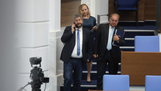 Депутатите се заеха да изготвят и гласуват правилата по които