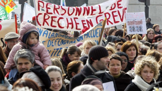 Рекорден спад в рейтинга на Саркози