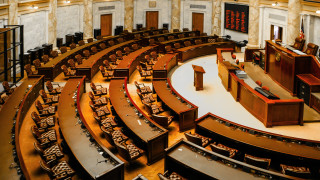 Камарата на представителите на САЩ прокара законопроект за военния бюджет