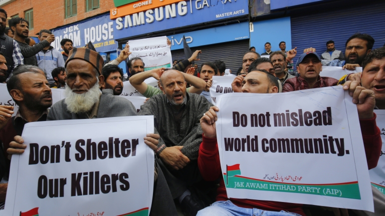 Индия е привикала посланика на Пакистан в страната, протестирайки срещу